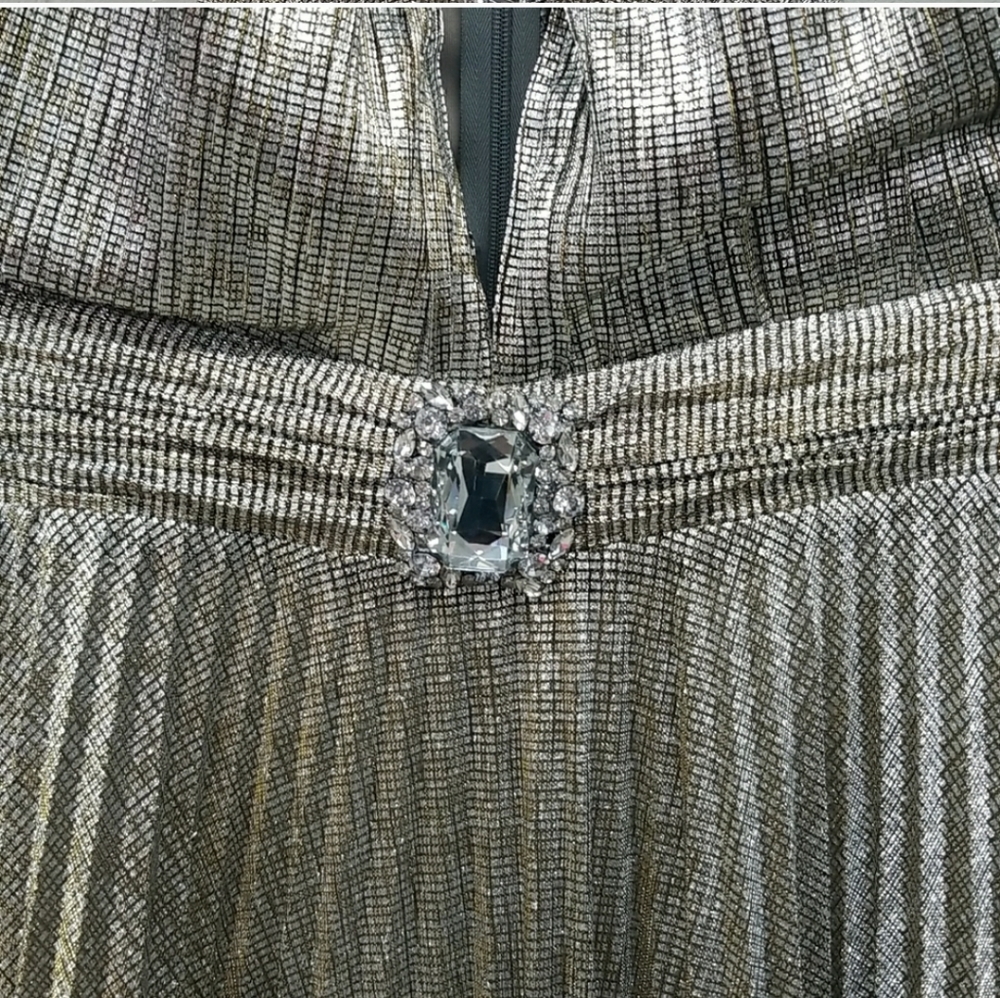 Tarik Ediz metallic silver belted-look dress gown 8 - Picture 7 of 8